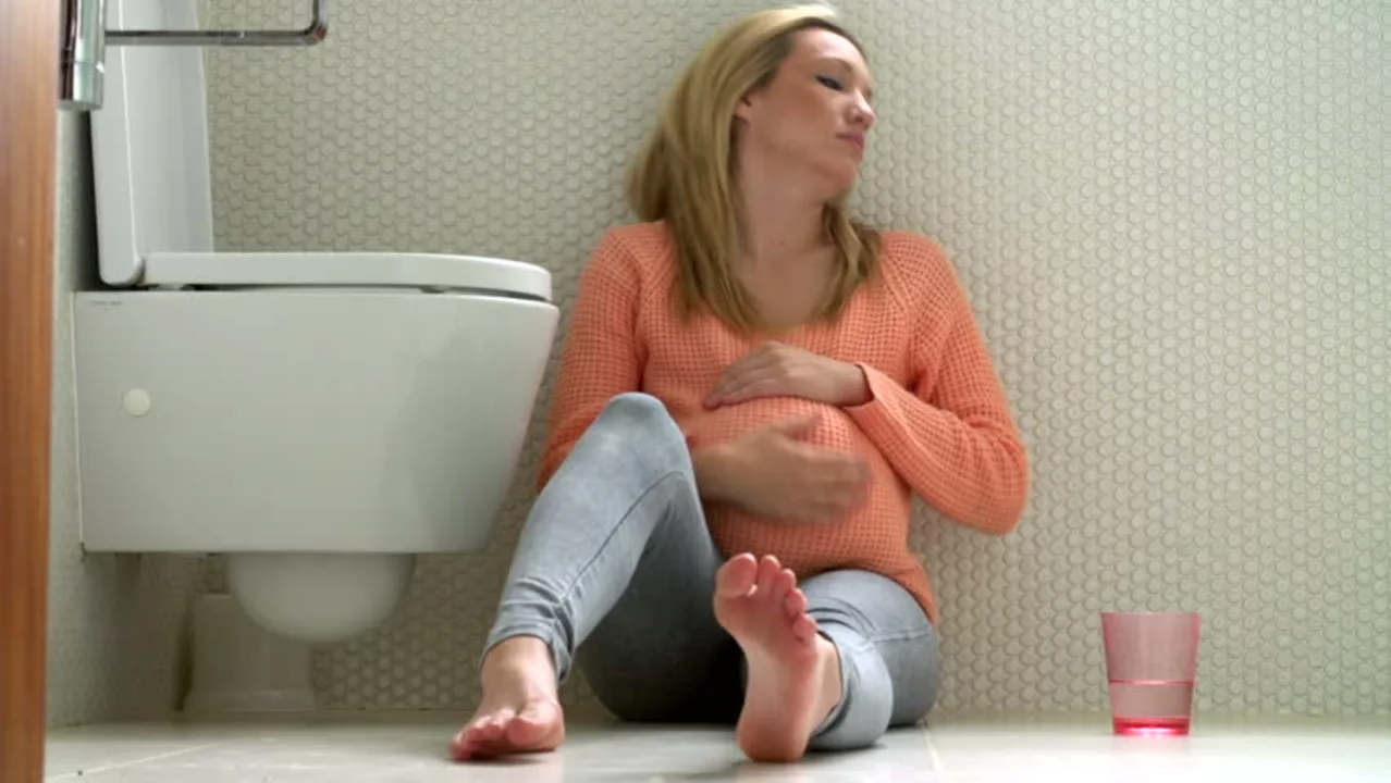 How to dress comfortably while experiencing vomiting during pregnancy